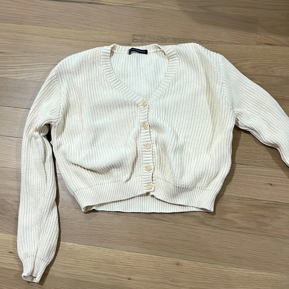 Brandy Melville-Billie Cotton Cardigan- Ivory -Size S- Very lightly Used
